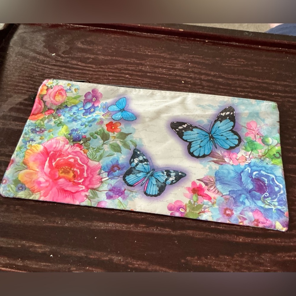 Pouch, Floral and Butterfly, pencil case, purse use, for example.